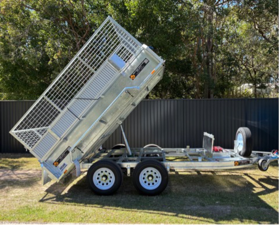 10 x 6 Hydraulic Tipper 3500kg ATM – Ramps – 900mm Cage